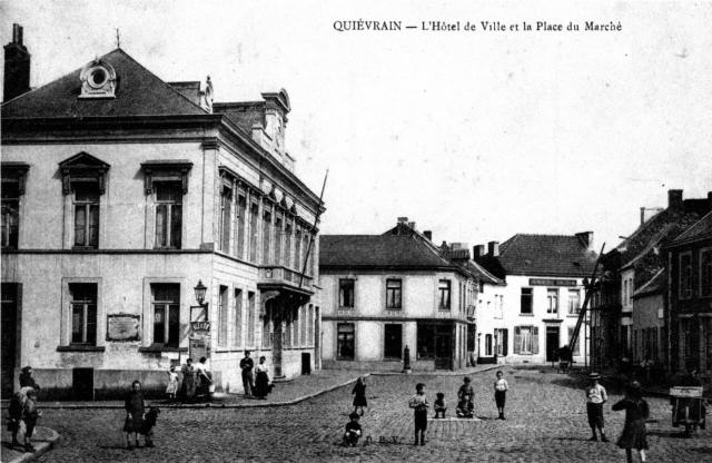 La place du marche (vers 1910)